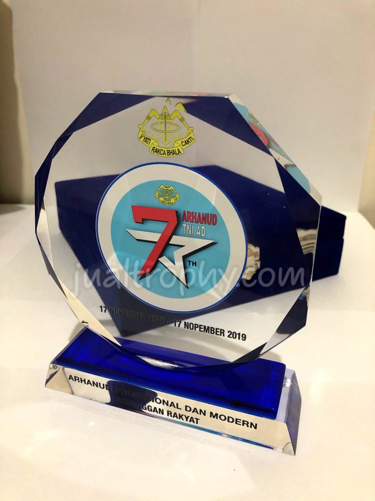 Jual Piala Murah Trophy Murah Jakarta Pabrik Piala Harga Piala Harga Trophy