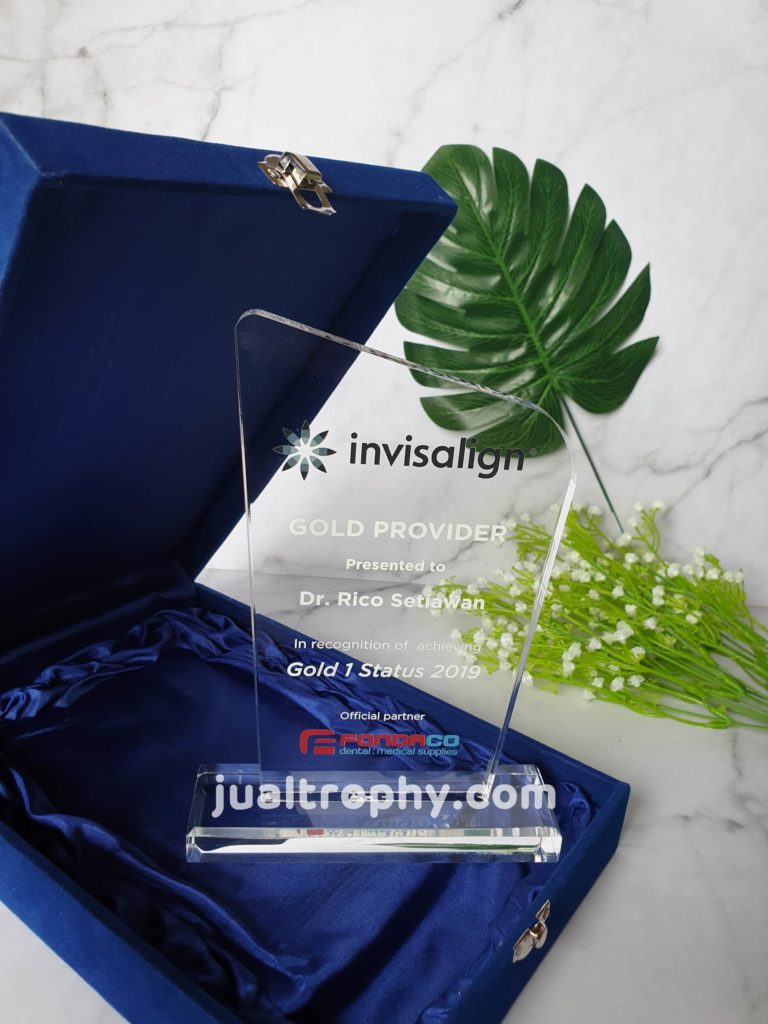 Jual Plakat Akrilik Murah Harga Plakat