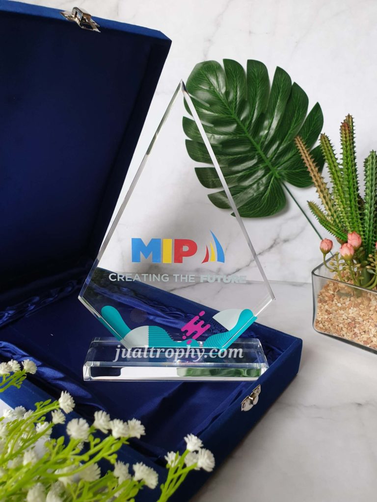 Jual Plakat Akrilik Murah Harga Plakat