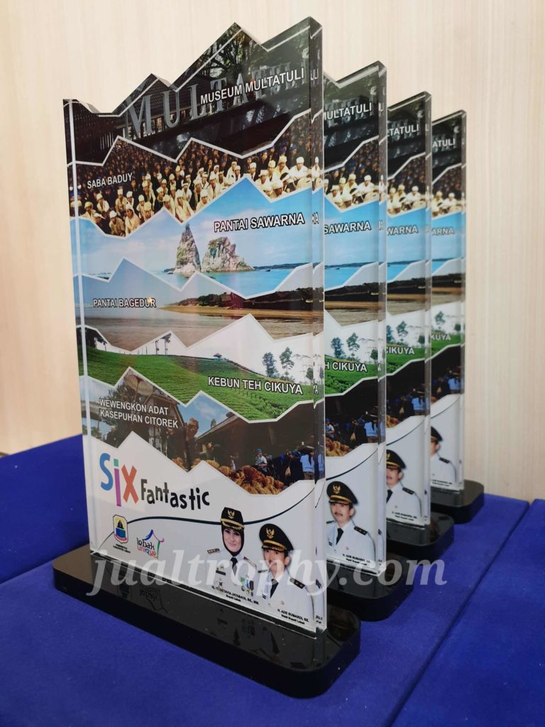 Jual Plakat Akrilik Murah Harga Plakat