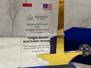 Plakat Yayasan